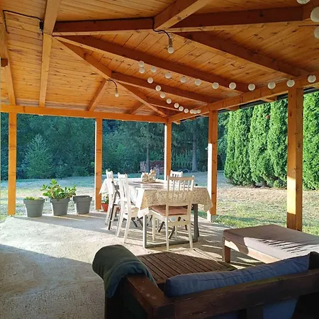 Kuca Za Odmor Kekec Fruska Gora Holiday home *