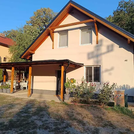 Kuca Za Odmor Kekec Fruska Gora Holiday home *